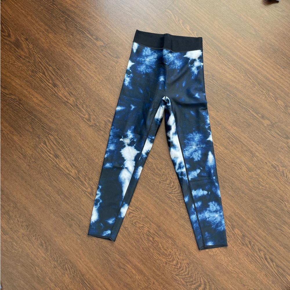 Ultracor Tie Dye Blue Cropped Legging